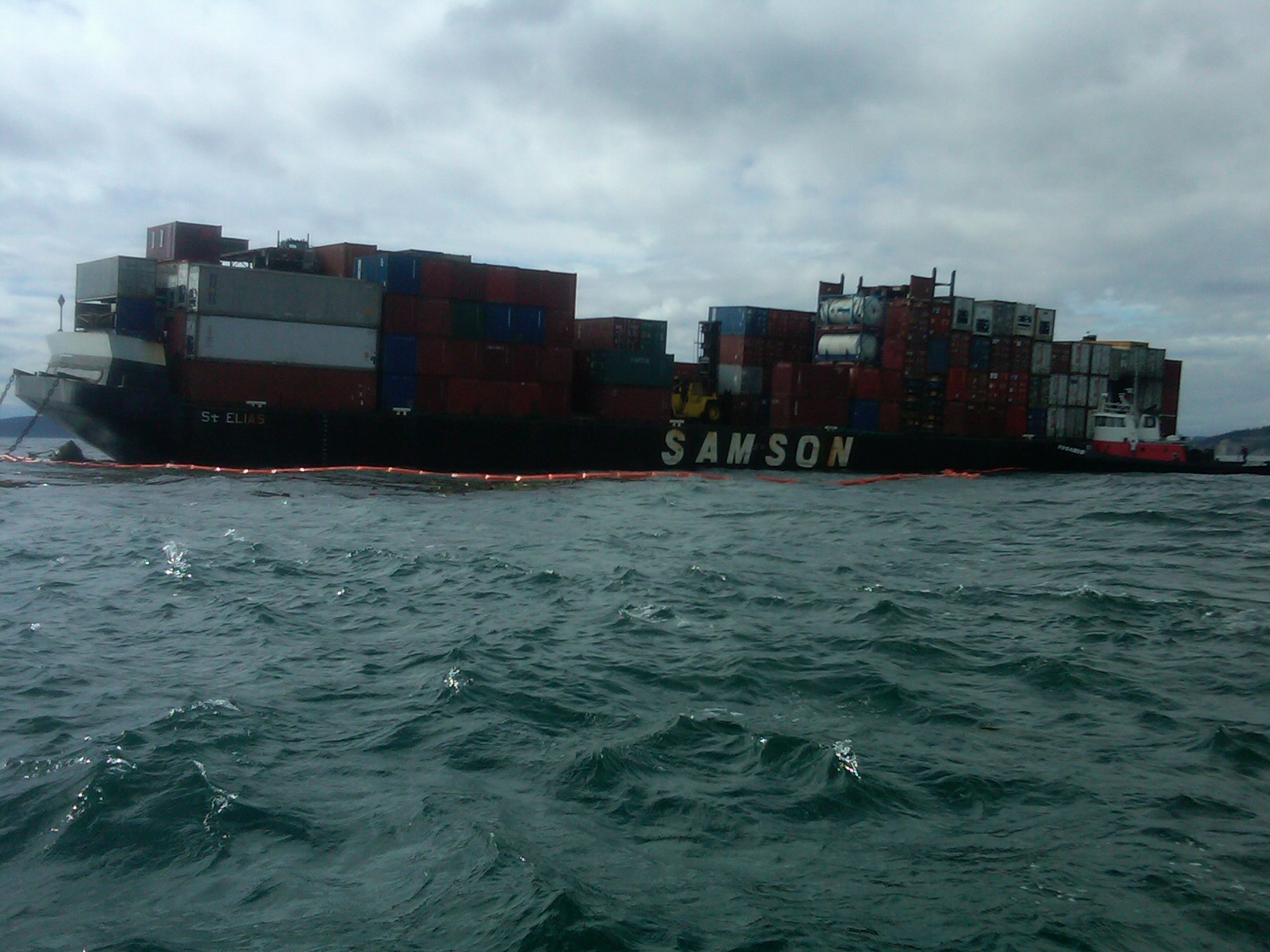 A dry-cargo barge that aground five miles southwest of Anacortes in the Rosario Strait.